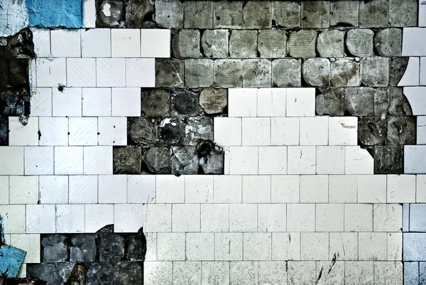 Çatlaklar ile eski kiremit duvar dokusu — Stok fotoğraf