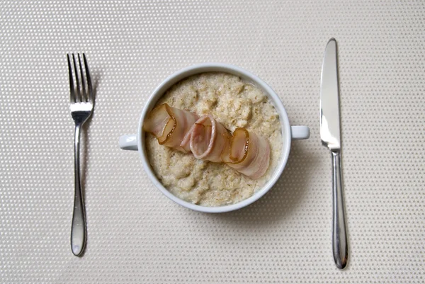 Yulaf ve jambon Kahvaltı — Stok fotoğraf
