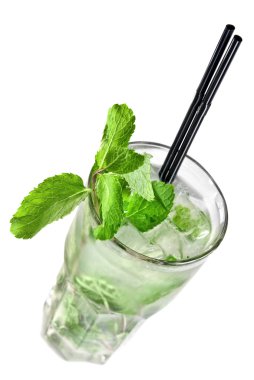 beyaz izole mohito