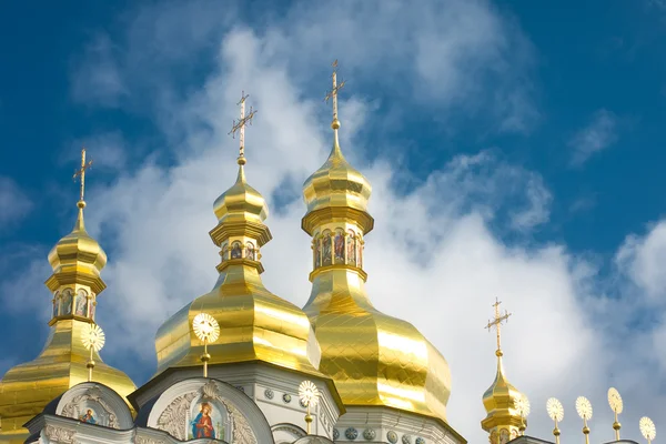 Kiev-pecherskaya laura. Cupola av ortodoxa kyrka — Stockfoto