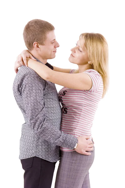 若いカップル抱擁 — ストック写真