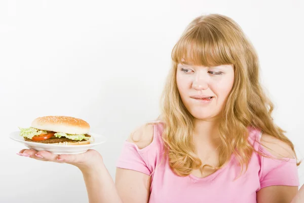 Dívka a burger — Stock fotografie