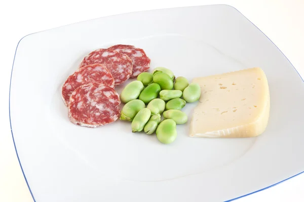 Tuinbonen cheeseanf salami — Stockfoto