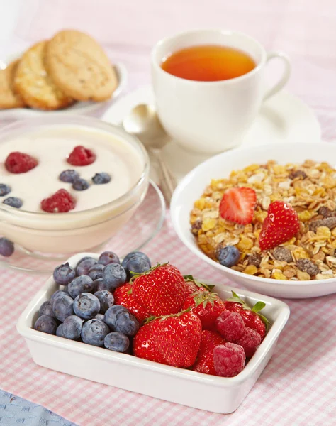 新鲜健康的早餐 — 图库照片