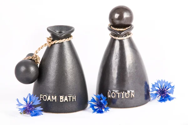 Бутылка с гелем для ванны и лосьоном для тела — стоковое фото