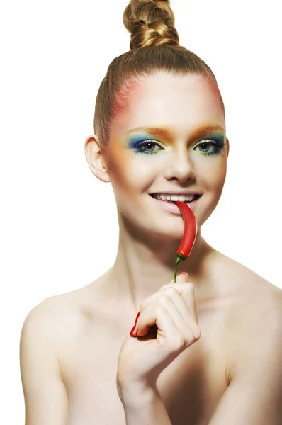 Mujer joven con pimiento rojo —  Fotos de Stock