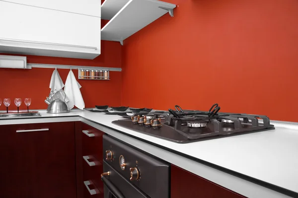 Yeni evde modern bir mutfak — Stok fotoğraf
