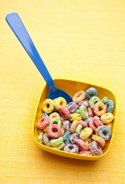 Cereale in una ciotola vibrante — Foto Stock