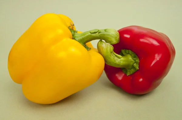 Pair of Bell Peppers — Stock Photo, Image