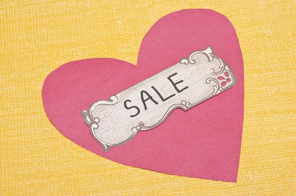 Tag da venda com coração — Fotografia de Stock