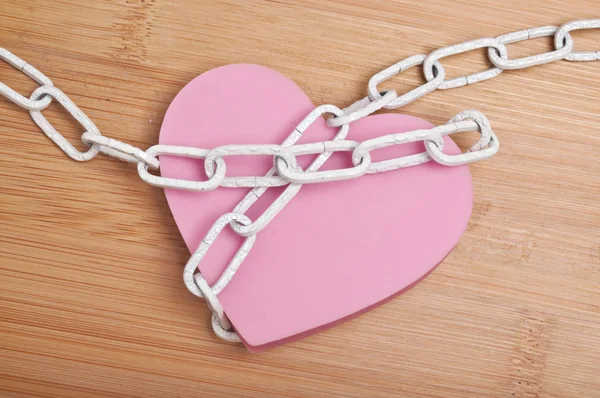 Heart in Chains — Stock Photo, Image