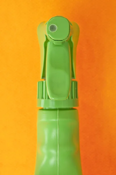 緑色のスプレー ノズルのクローズ アップ — ストック写真