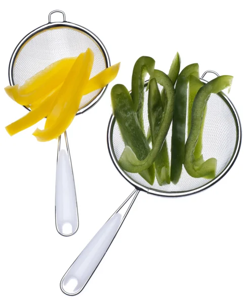 Peperoni verdi e gialli affettati — Foto Stock