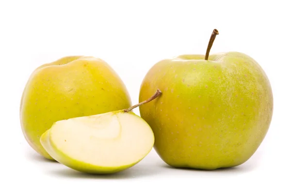Grüner reifer Apfel — Stockfoto