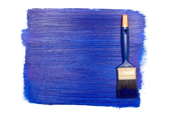 Beyaz ba mavi boya ile profesyonel fırça — Stok fotoğraf