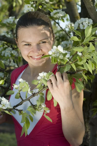 Bir kızın portresi bahar — Stok fotoğraf