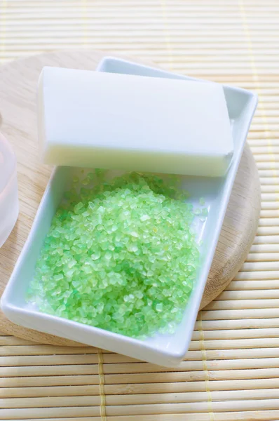 Gröna aromatiska salt — Stockfoto