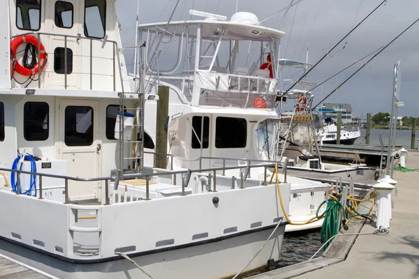 Rybářských charterové lodě — Stock fotografie