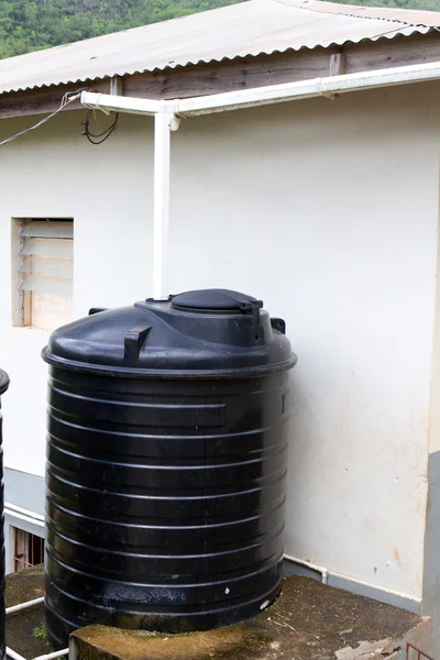 Cisterna de água — Fotografia de Stock