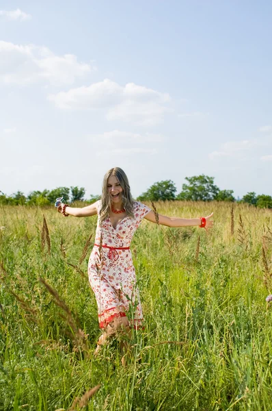 mutlu kız alanında