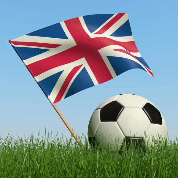 Bola Futebol Grama Bandeira Grã Bretanha Contra Céu Azul — Fotografia de Stock