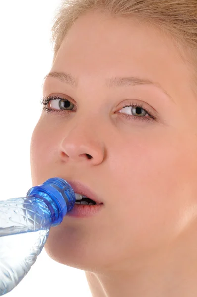 Klart vatten drinkind — Stockfoto