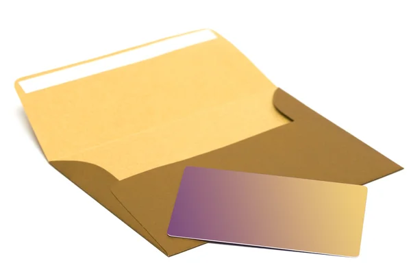 Umschlag mit Glückwunschkarte isoliert auf weißem Hintergrund — Stockfoto