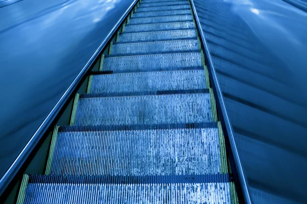 Rörliga rulltrappa — Stockfoto