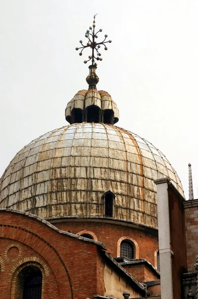 Церковь в Венеции, Италия — стоковое фото
