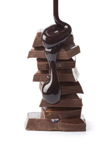 Çikolata dökülür varlık şurubu — Stok fotoğraf