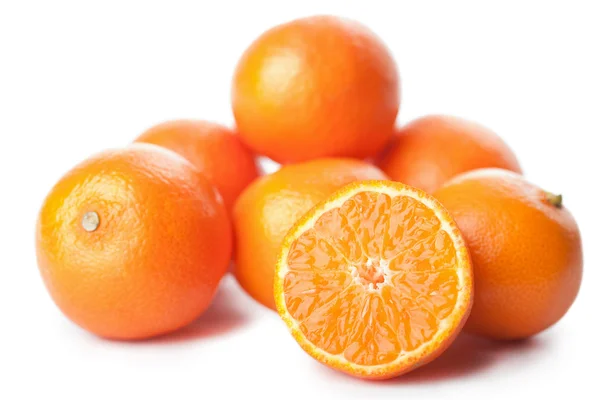 Ripe mandarins isolated — Stock Photo, Image