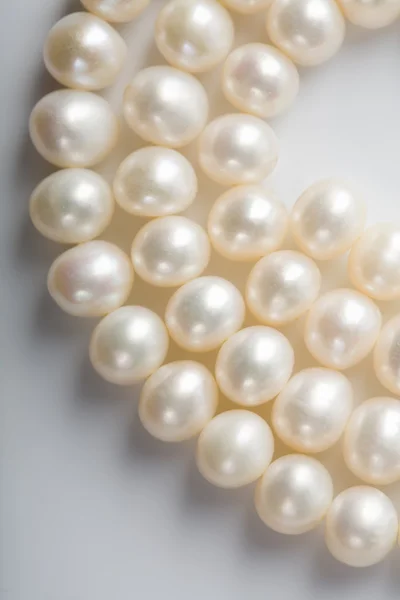 Pearl necklace — Stock Photo, Image