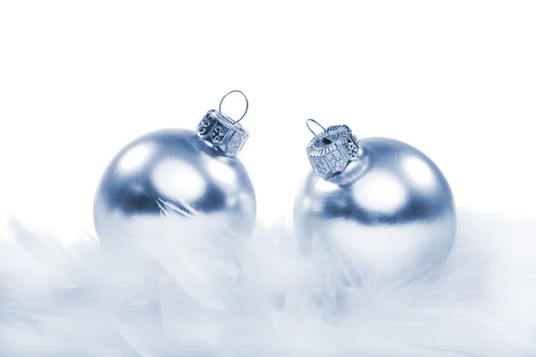 Bolas de Natal azuis isoladas — Fotografia de Stock