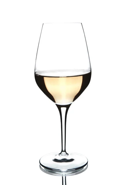 Glas witte wijn geïsoleerd — Stockfoto