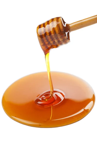 Olla de madera con miel aislada —  Fotos de Stock