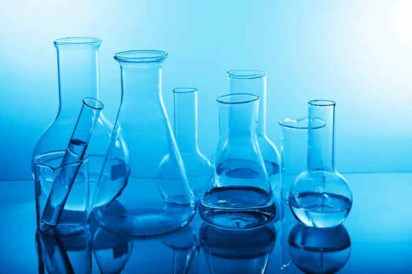 Equipo químico de laboratorio —  Fotos de Stock