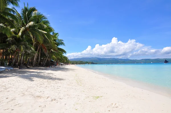 ボラカイ島の美しい白砂のビーチ — ストック写真