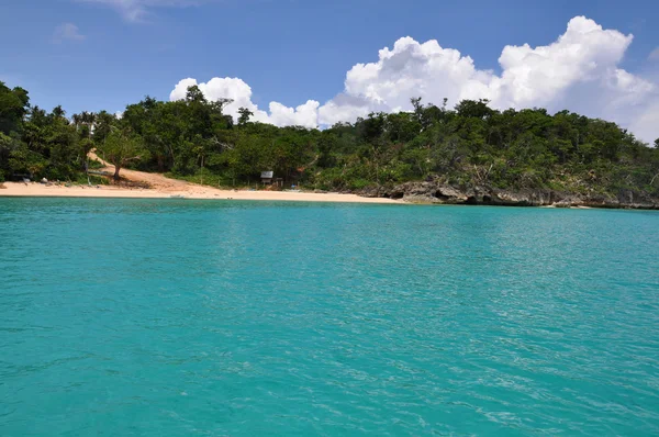 Belle mer turquoise à Boracay — Photo