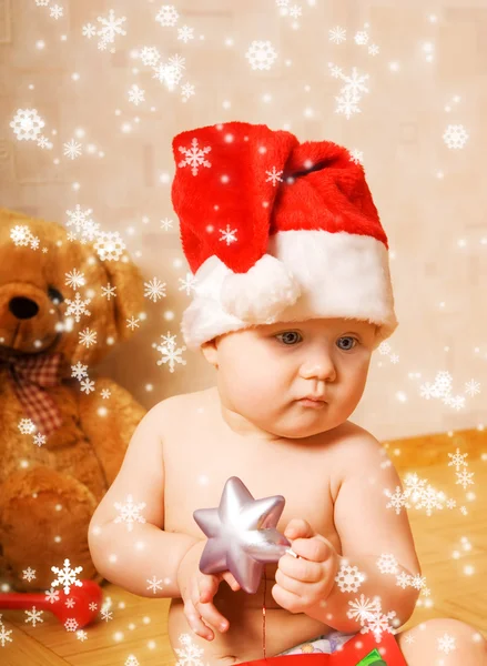 Bebê adorável em chapéu Chrismtas — Fotografia de Stock