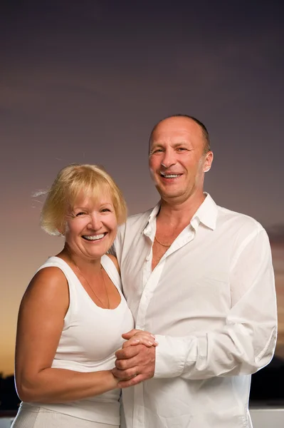 Verliebtes Paar mittleren Alters — Stockfoto