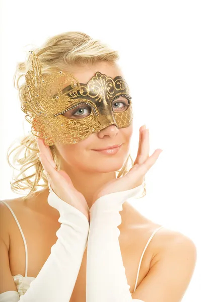 Όμορφη Ξανθιά Γυναίκα Στην Χρυσή Αποκριάτικη Μάσκα — Φωτογραφία Αρχείου