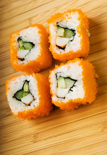 Californië Futomaki Sushi Bamboe Plaat — Stockfoto