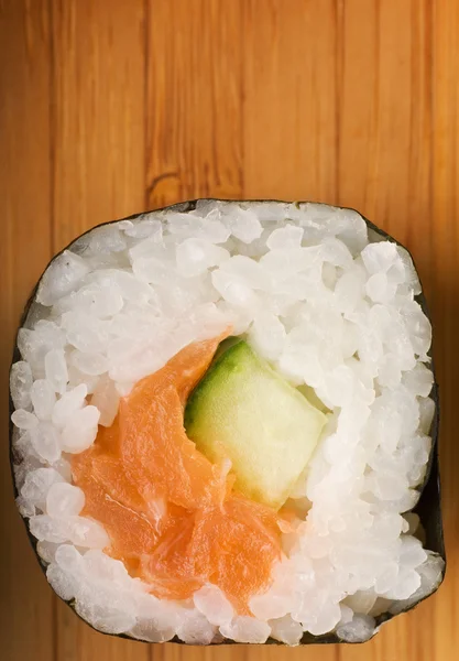 Sushi Een Bamboe Plaat — Stockfoto
