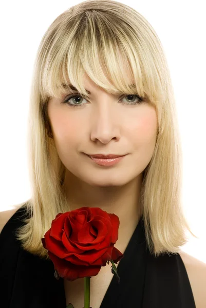 Vacker ung kvinna med röd ros. isolerad på vitt — Stockfoto