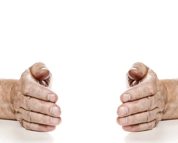 Gamla händer isolerad på vit bakgrund — Stockfoto