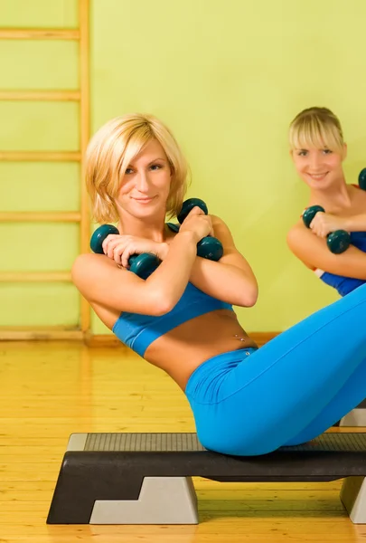 Schöne Frauen Beim Training Fitnessclub — Stockfoto