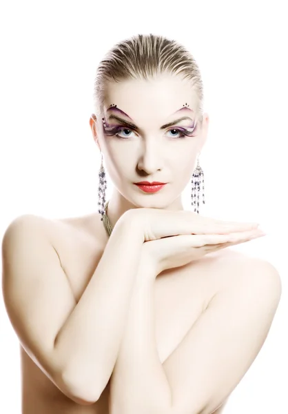Mulher bonita com maquiagem criativa em seu rosto — Fotografia de Stock