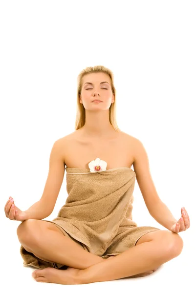 瞑想に孤立した白い背景の美しい若い女性 — ストック写真