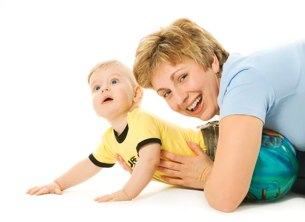 Glad Mamma Med Vacker Baby Isolerade Vit Bakgrund — Stockfoto