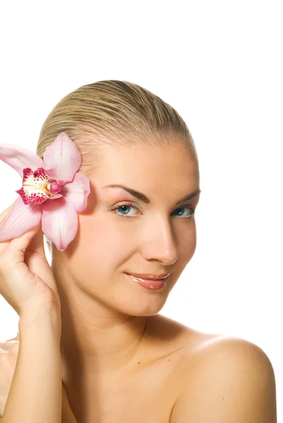 Prachtige Blond Meisje Met Orchideebloem Geïsoleerd Witte Achtergrond — Stockfoto